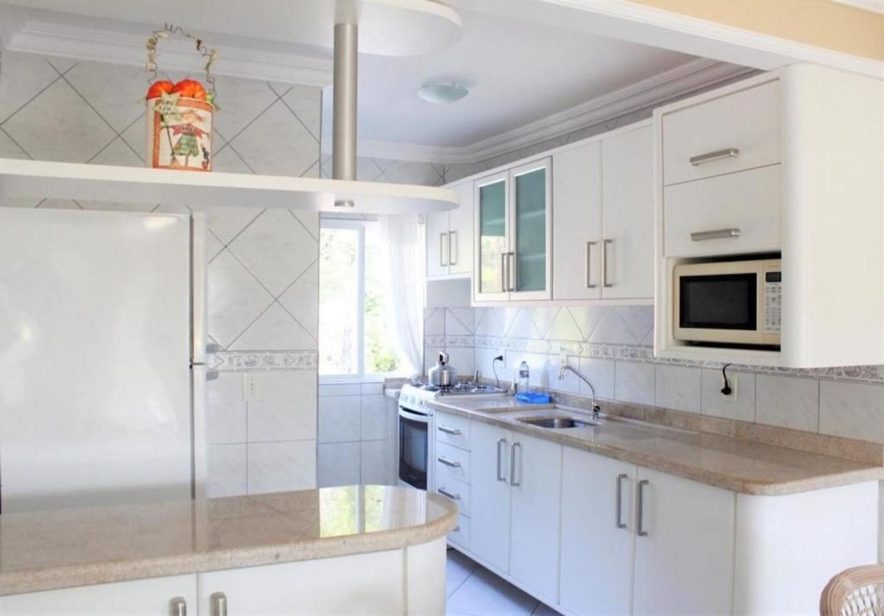 Apartamento Inteiro 3 Quartos No Condominio Solar Das Bromelias Bombinhas Buitenkant foto