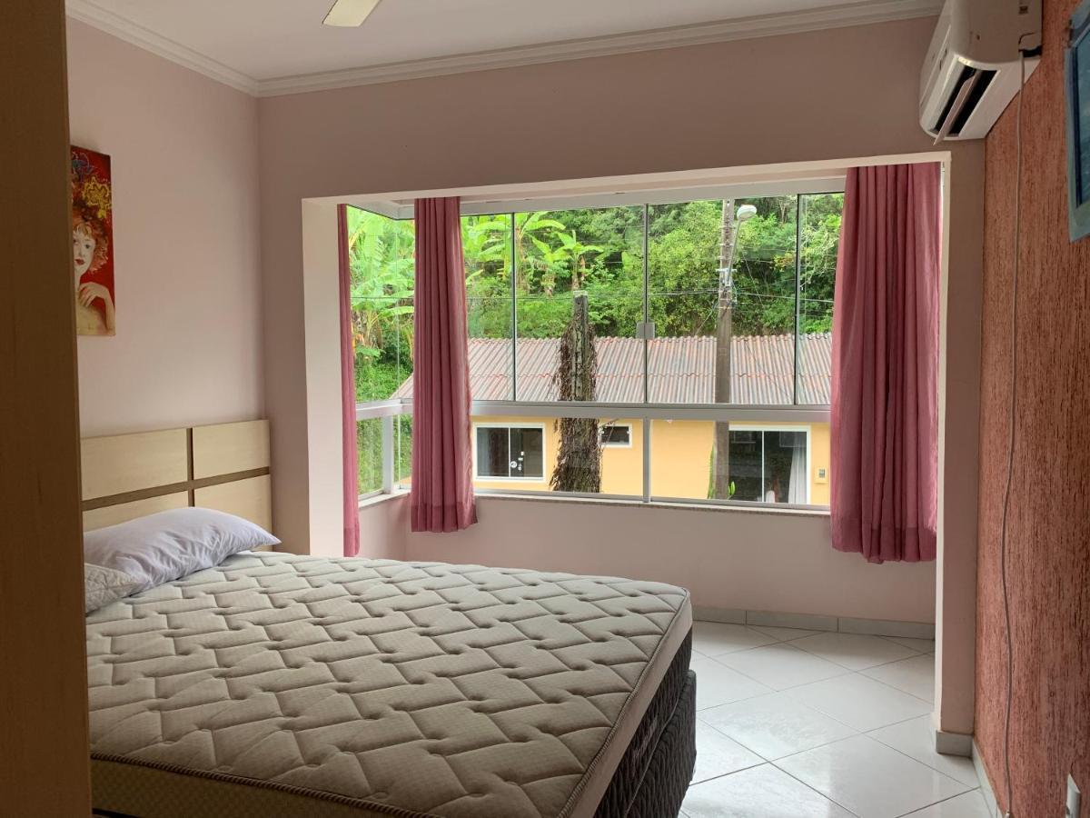 Apartamento Inteiro 3 Quartos No Condominio Solar Das Bromelias Bombinhas Buitenkant foto