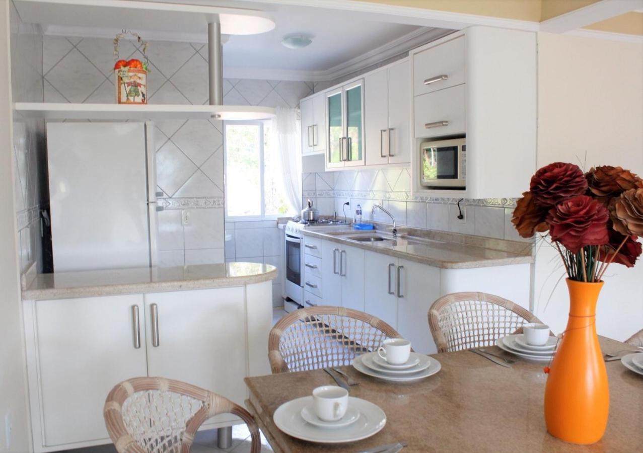 Apartamento Inteiro 3 Quartos No Condominio Solar Das Bromelias Bombinhas Buitenkant foto