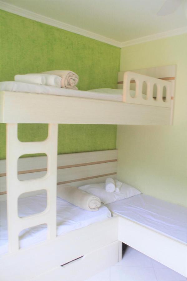 Apartamento Inteiro 3 Quartos No Condominio Solar Das Bromelias Bombinhas Buitenkant foto
